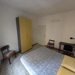 https://console-camprini-rooms-apartments-naviglio.emilia-romagnahotels.net